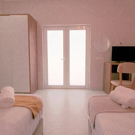 Gusto Di Casa Ksamil